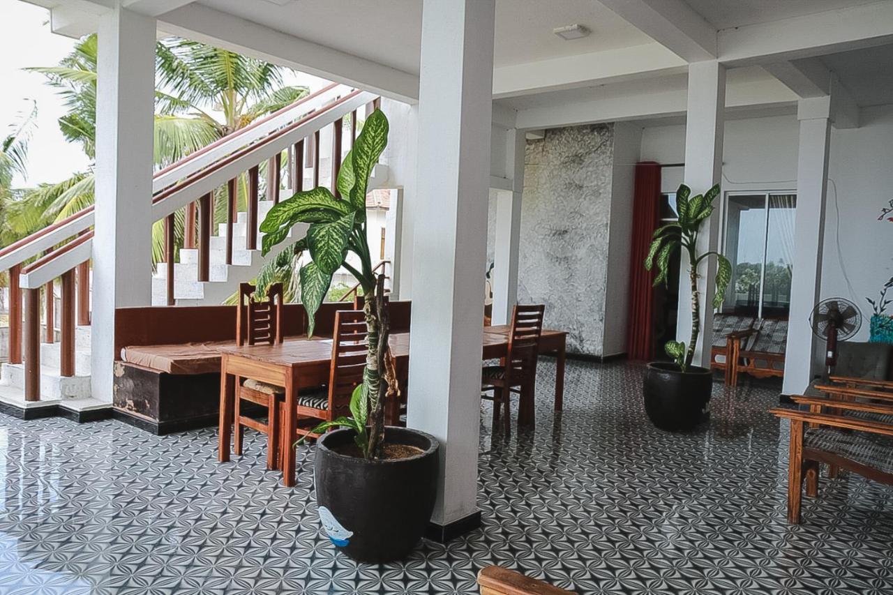 Sunset View Beach Hotel Arugam Bay Bagian luar foto